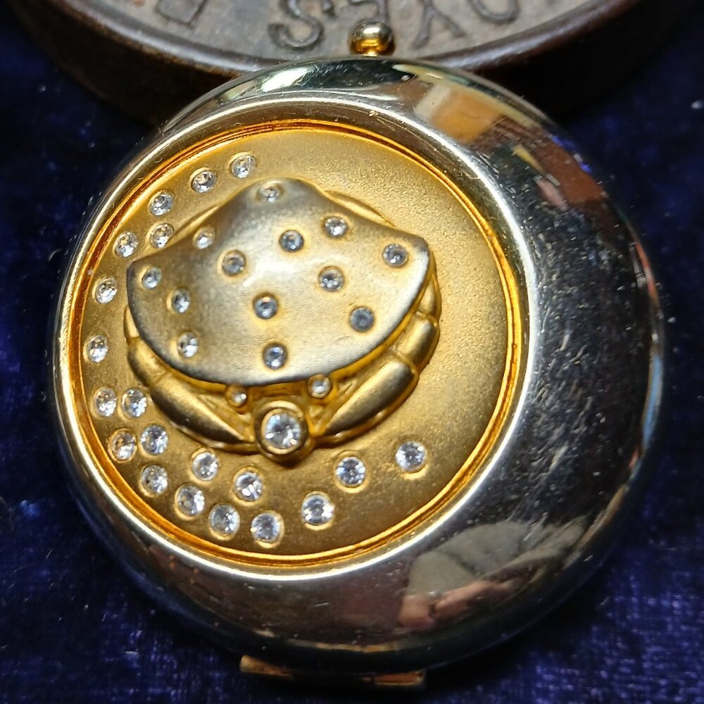 Estee Lauder Cancer Zodiac Compact